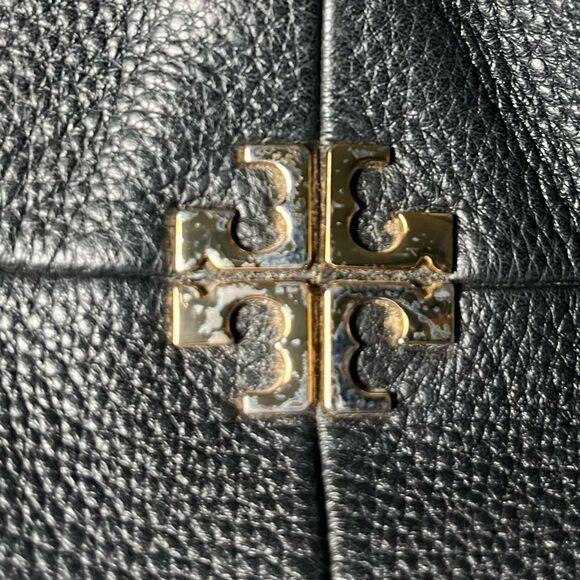 Tory Burch Black Pebbled Leather Expandable Hobo Shoulder Bag - Picture 8 of 13